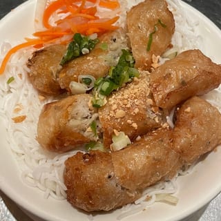 Crispy Veggie Spring Rolls Vermicelli